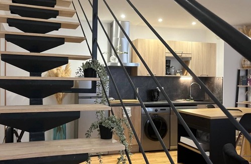 Comedie Apartment | Magnificent T3 duplex Montpellier Centre historique