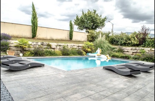 Villette-dʼAnthon Villa | ♥️ MAGNIFICENT VILLA +260 M2 SWIMMING POOL PARKING