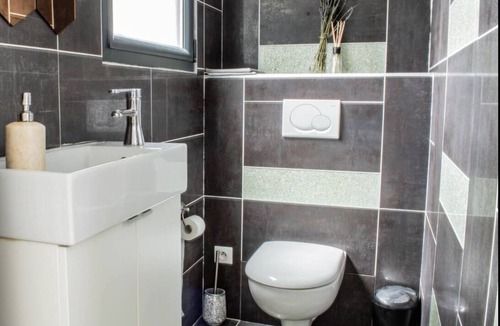 Villette-dʼAnthon Villa | ♥️ MAGNIFICENT VILLA +260 M2 SWIMMING POOL PARKING