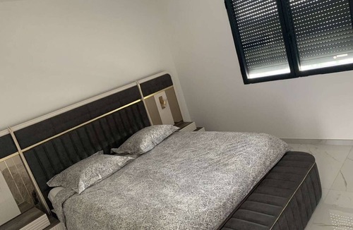 Bagnols-sur-Ceze Villa | Magnificent Villa with Swimming Pool