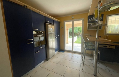 Saint-Cyprien Plage Villa | Magnificent Villa with private pool, bicycles and wifi