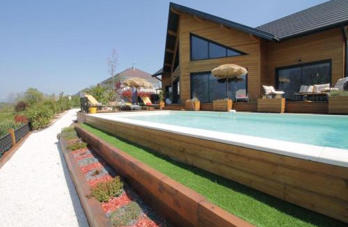 Viviers-du-Lac Villa | Magnificent villa with heated pool air conditioning
