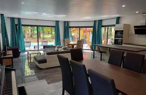 Biscarrosse Villa | Magnificent villa with swimming pool