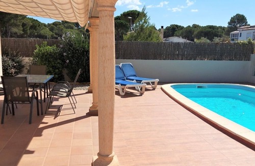 L'Escala House | Magnificent villa with private pool, 3 bedrooms, 2SDB, WIFIFREE