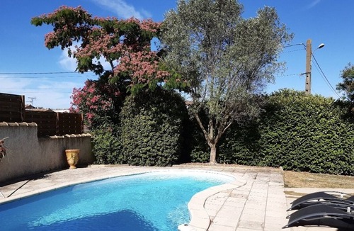 Generac Resort | Magnificent Villa with Pool and not overlooked