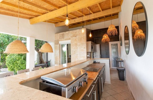 Narbonne Villa | Magnificent villa with private pool