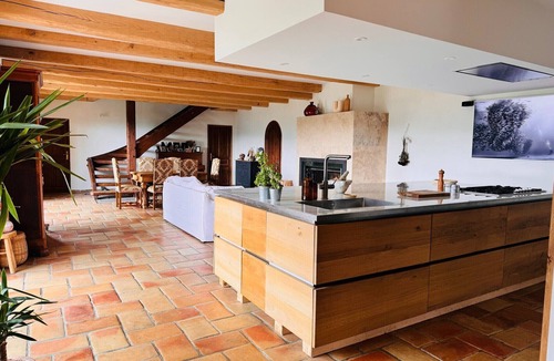 Fabras Villa | Magnificent Villa with Panoramic Views & Pool