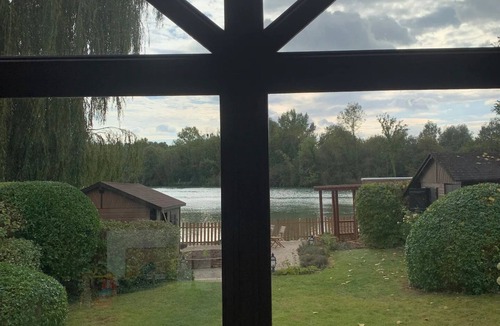Saint-Sauveur-les-Bray Ski Chalet | Magnifique vue - Grand Chalet Bord de Seine et Lac