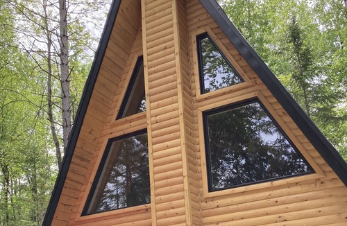 Trois-Rives Ski Chalet | Magnifique Chalet A-frame sur la Riviere