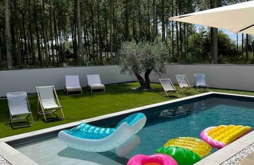 Saulge-l'Hopital Villa | Magnifique Villa Avec Piscine