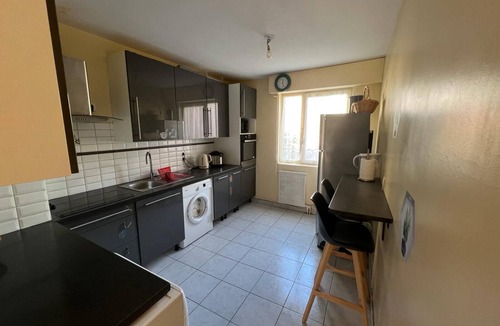Parc aux lievres Apartment | Magnifique Appartement de 90m2 Avec Jardin Situé à Evry