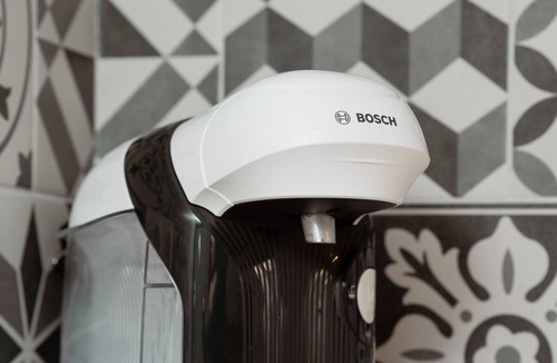 Montauban House | Magnifique Acacia