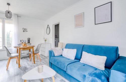 Gagny Apartment | Magnifique Appart Cosy Rénové Gare 2 pers