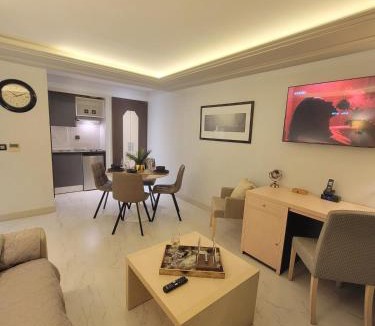 Juvignac Apartment | Magnifique appartement 4 étoiles piscine 2 min de Montpellier
