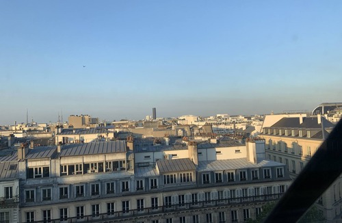 Quartier du Faubourg-Montmartre Apartment | Magnifique Appartement sur les Toits de Paris Cœur de Paris