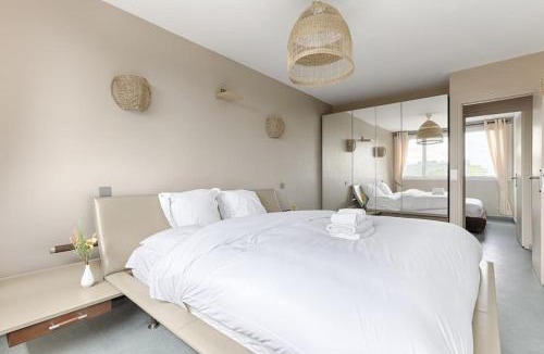Chatillon Apartment | Magnifique Appt Tour Eiffel à 10min de Paris - 6P