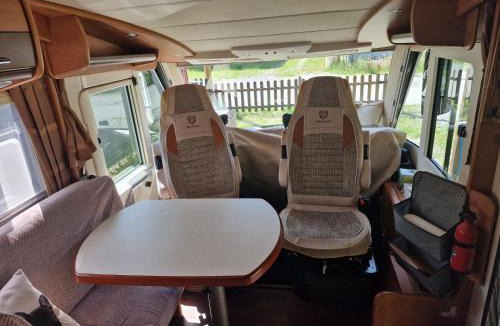 Guillaumes Other | Magnifique Camping Car Integral aux Gorges de Daluis