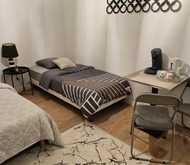 Beauvais Apartment | Magnifique chambre