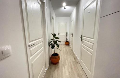 Bagneux Apartment | Magnifique chambre PS1-C3 proche du transport avec climatisation et parking payants