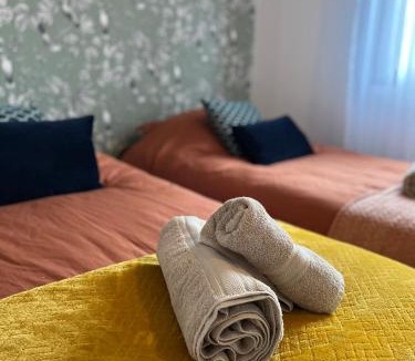 Miroir - Batignolles Apartment | Magnifique loft 130m2 Le Mans