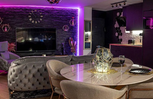 Anatole France Apartment | Magnifique Loft/spa à Côté de la Cathédrale !