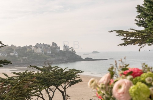 Dinard House | Magnifique Maison Familiale Avec Accès Direct à la Plage