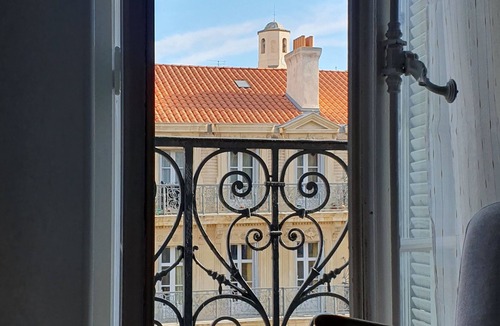 Les Grands Carmes Apartment | Magnifique Studio Renové Entre le Vieux-port et le Panier à Marseille