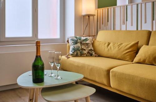 Limoux Apartment | Magnifique T3 centre ville avec WIFI RDC