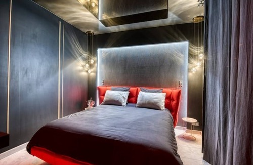 Saint-Cyr-l'Ecole House | Magnifique Villa Avec Jacuzzi à 15mn de Paris