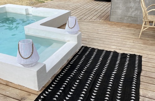 Clarensac House | Magnifique Villa Écologique Piscine Jacuzzi