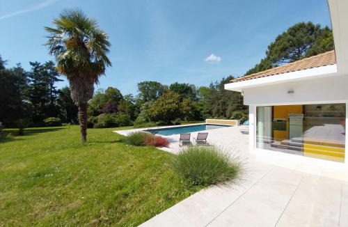Rives de l'Yon Villa | Magnifique villa 5 etoiles avec piscine privee parc 2 ha