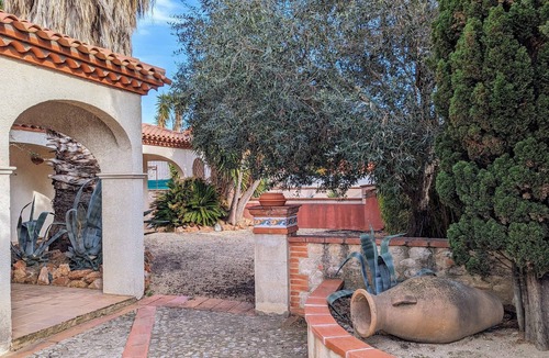 Saint-Esteve Villa | Magnifique Villa Méditerranéenne Avec Piscine