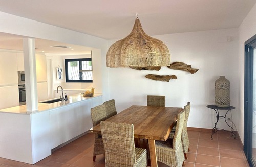 L'Escala Villa | Magnifique villa moderne avec piscine