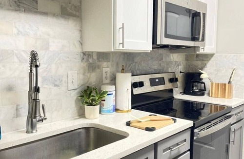 Alden Bridge Apartment | Magnolia 1BR Retreat Perfect for Work & Getaways