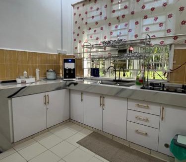 Kampung Raya Rawa House | Magnolia 3 Homestay