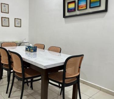 Kampung Raya Rawa House | Magnolia 3 Homestay