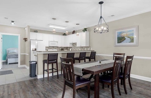 Central Myrtle Beach Apartment | Magnolia 302 · Golf & Lake Hideaway 3BR