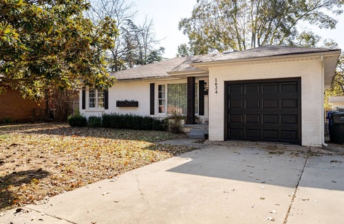 Norman House | Magnolia - 4 Bedroom 2 bath & pets allowed