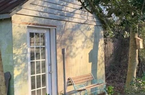 Surry Cottage | “Magnolia Cottage” on the River