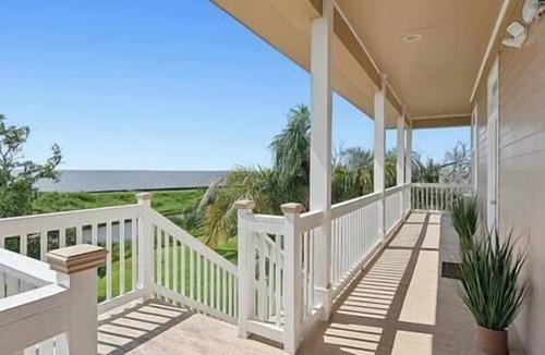 Lafitte Bed & Breakfast | Magnolia Cottage R7