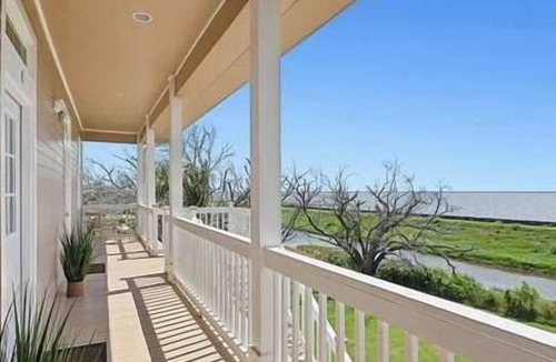 Lafitte Bed & Breakfast | Magnolia Cottage R7