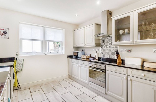 Richmond Cottage | MAGNOLIA COTTAGE, with open fire in Barton