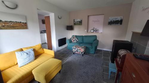 Mantilly House | Magnolia - Cozy 3 star Cottage with heated pool and hot tub