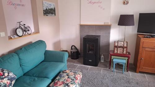 Mantilly House | Magnolia - Cozy 3 star Cottage with heated pool and hot tub