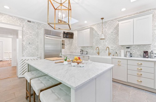 Barracks Rugby House | Magnolia Hill | 4 Bed, 3.5 Bath