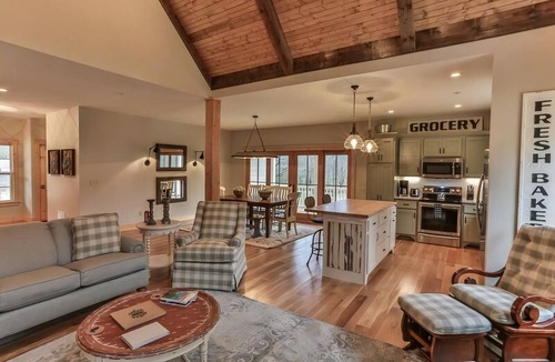 Ellijay Cabin | Magnolia In The Mountains