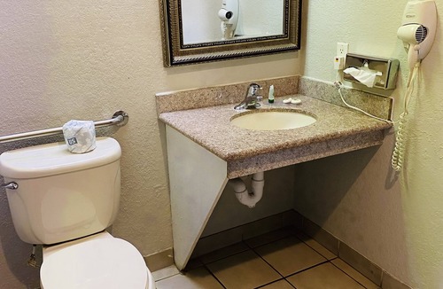 Magnolia Hotel | Magnolia Inn And Suites