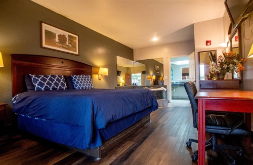 Magnolia Hotel | Magnolia Inn And Suites