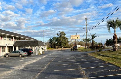 McRae Hotel | magnolia inn