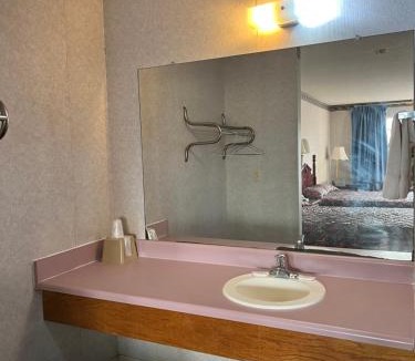 McRae Hotel | magnolia inn